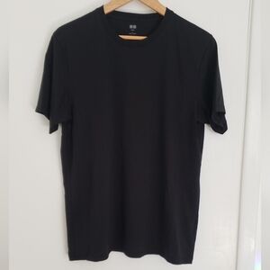 Uniqlo Stretchy Black T-Shirt Mens L